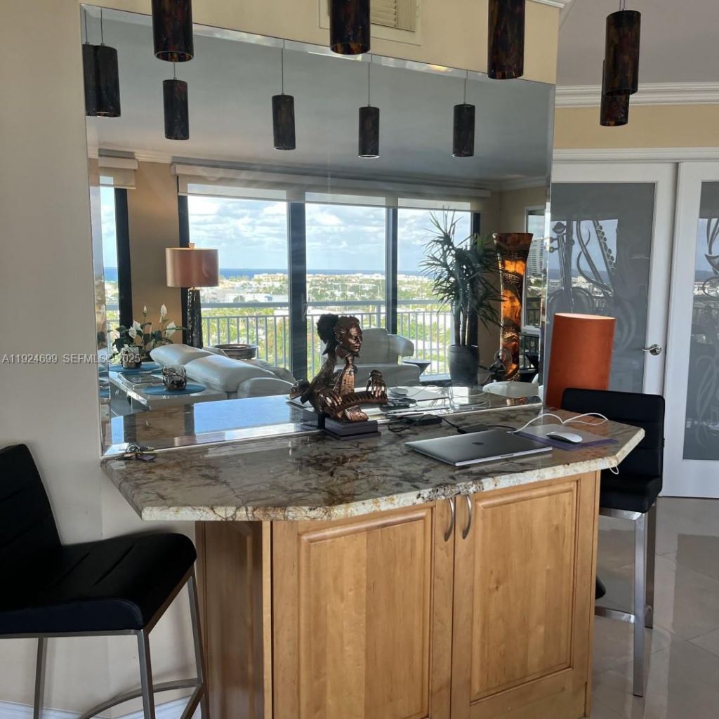 3100 NE 48th St, Unit 914, Fort Lauderdale, FL 33308 Photo