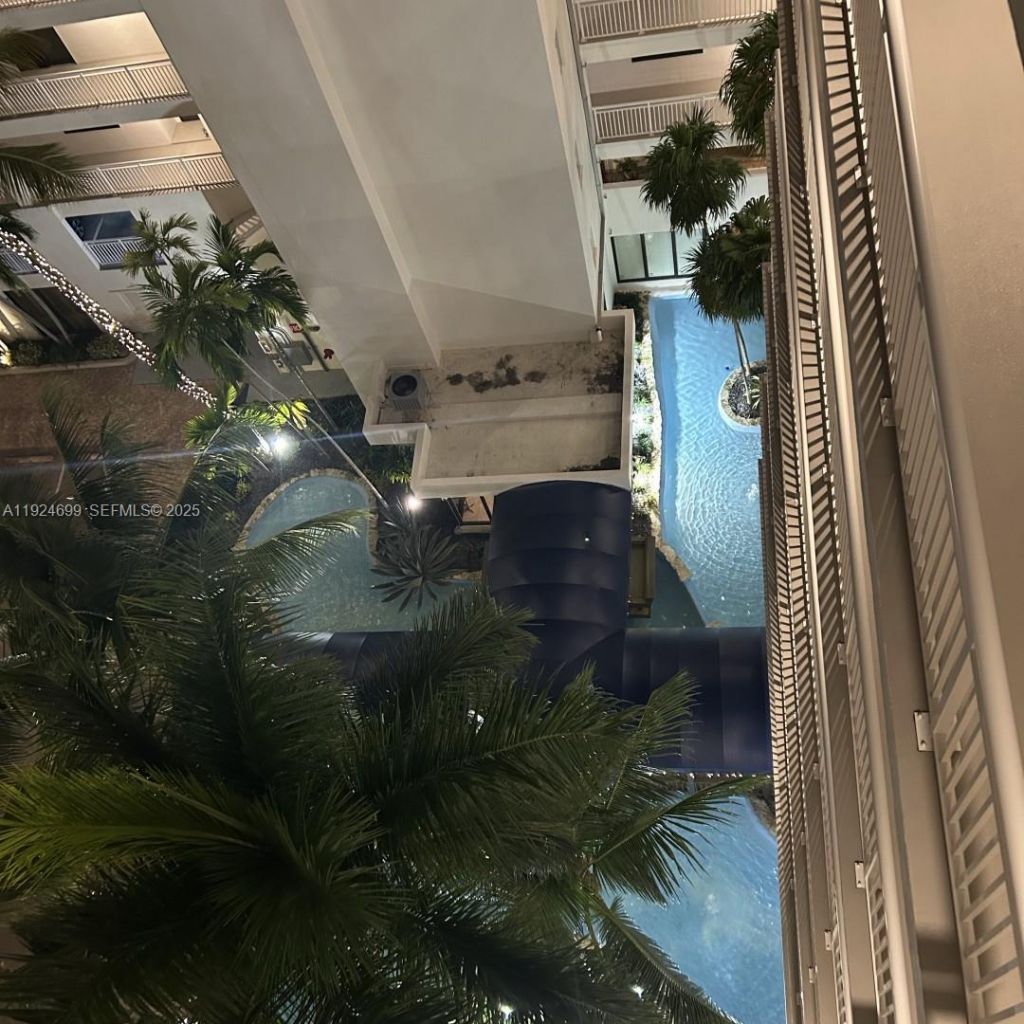 3100 NE 48th St, Unit 914, Fort Lauderdale, FL 33308 Photo