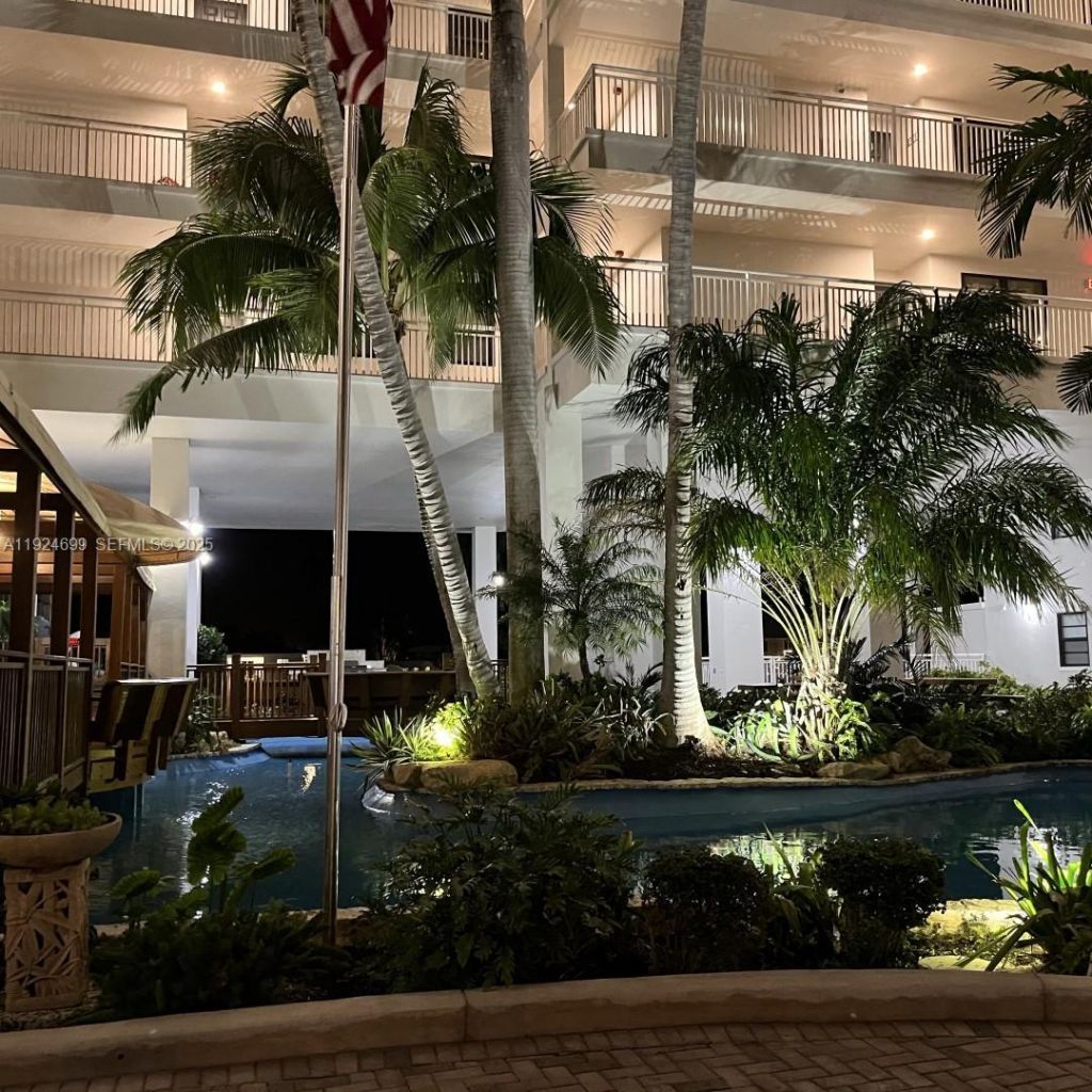 3100 NE 48th St, Unit 914, Fort Lauderdale, FL 33308 Photo