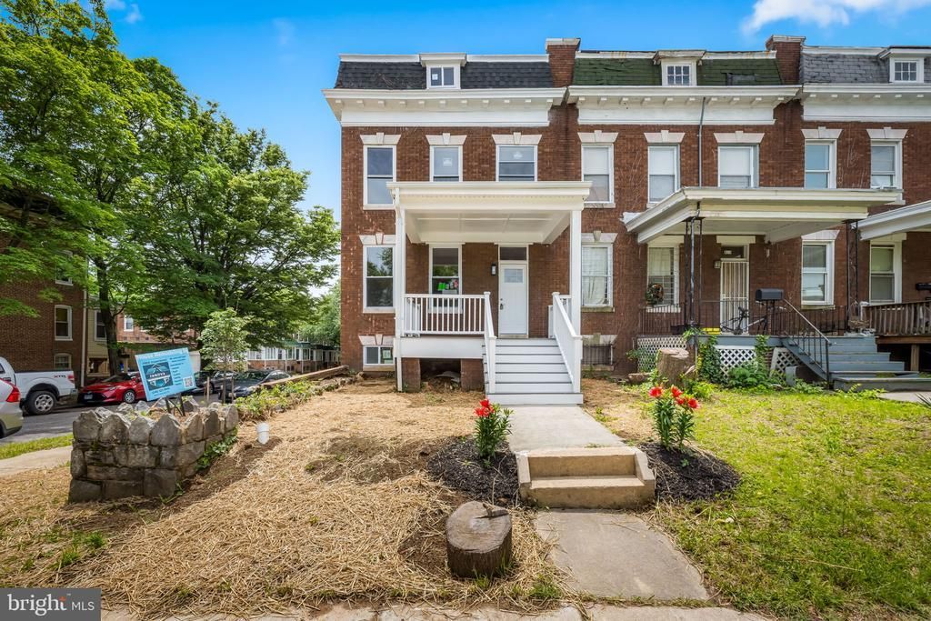 815 E 33rd Street, Baltimore, MD 21218 Main Photo