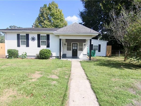 213 TRANSCONTINENTAL Drive, Metairie, LA 70001