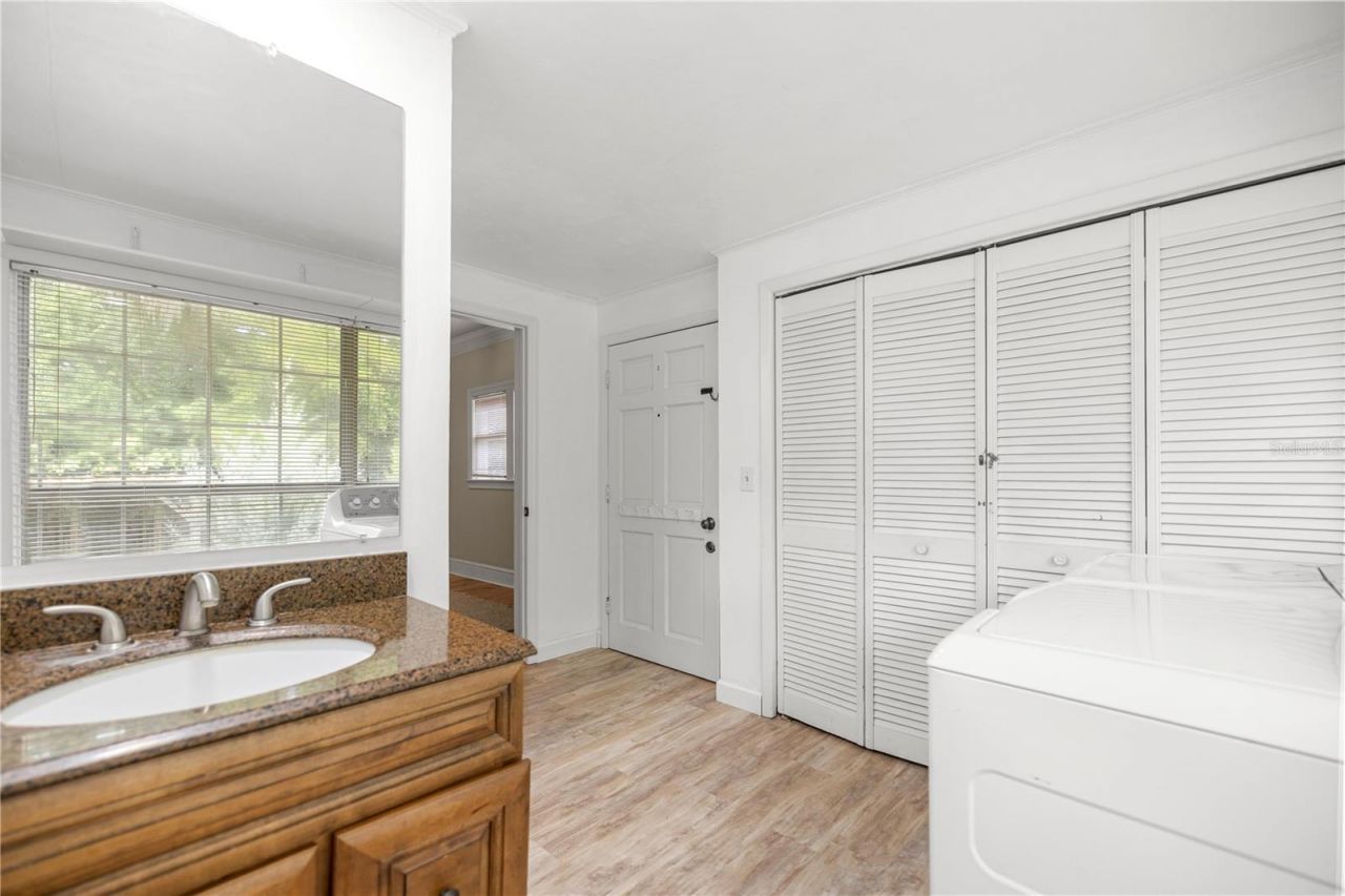 5915 Avenue F, Mc Intosh, FL 32664 Photo