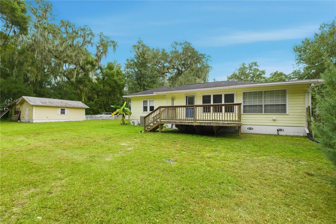 5915 Avenue F, Mc Intosh, FL 32664 Photo