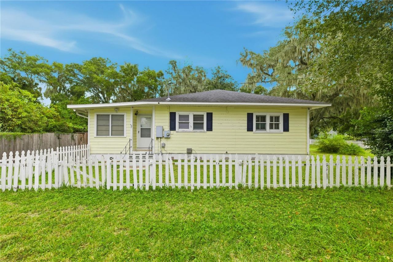 5915 Avenue F, Mc Intosh, FL 32664 Photo
