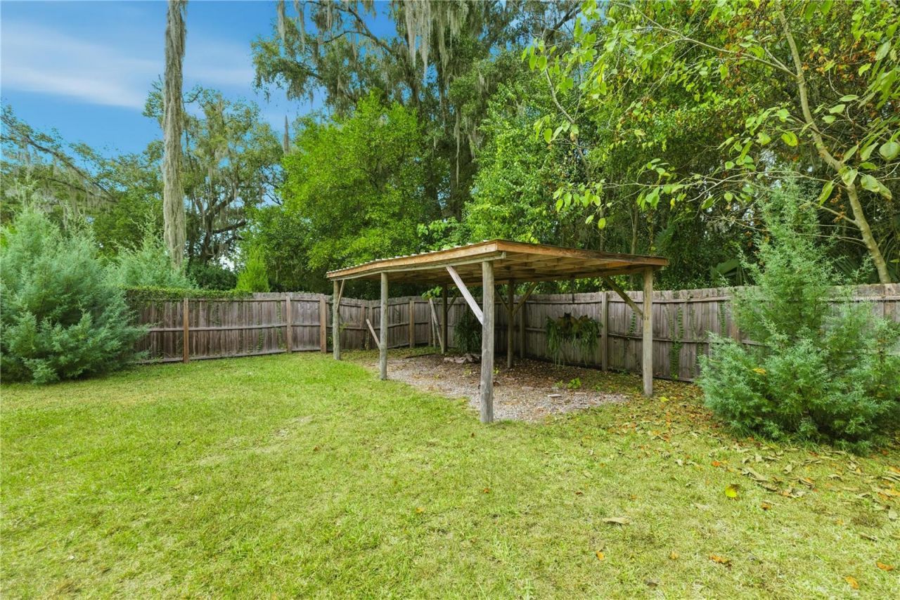 5915 Avenue F, Mc Intosh, FL 32664 Photo