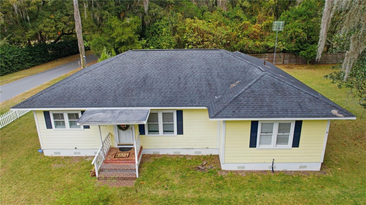 5915 Avenue F, Mc Intosh, FL 32664 Photo