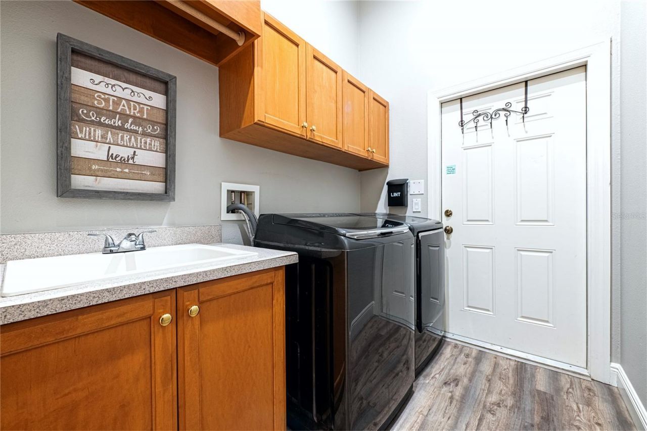 3716 Janus Way, Palm Harbor, FL 34685 Photo