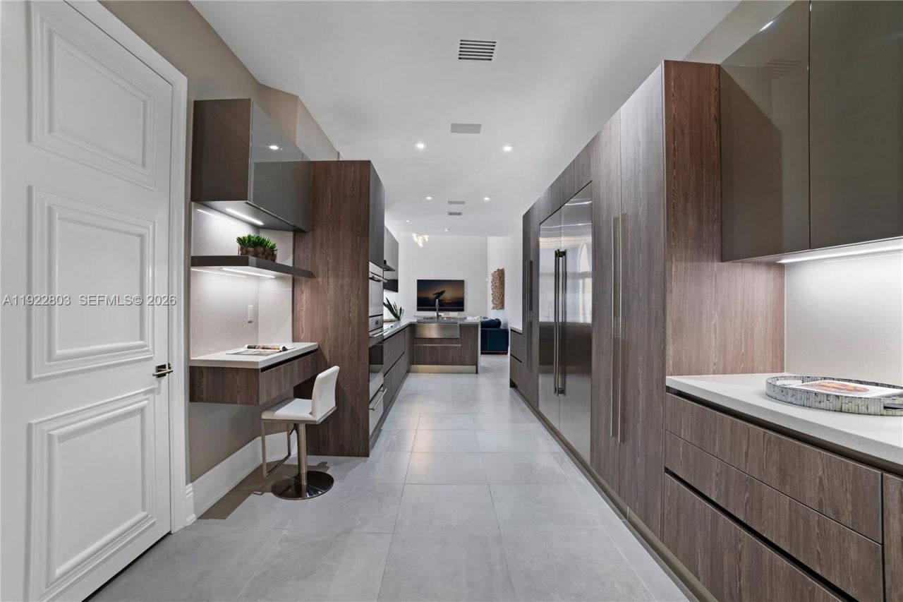 13693 Deering Bay Dr, Coral Gables, FL 33158 Photo