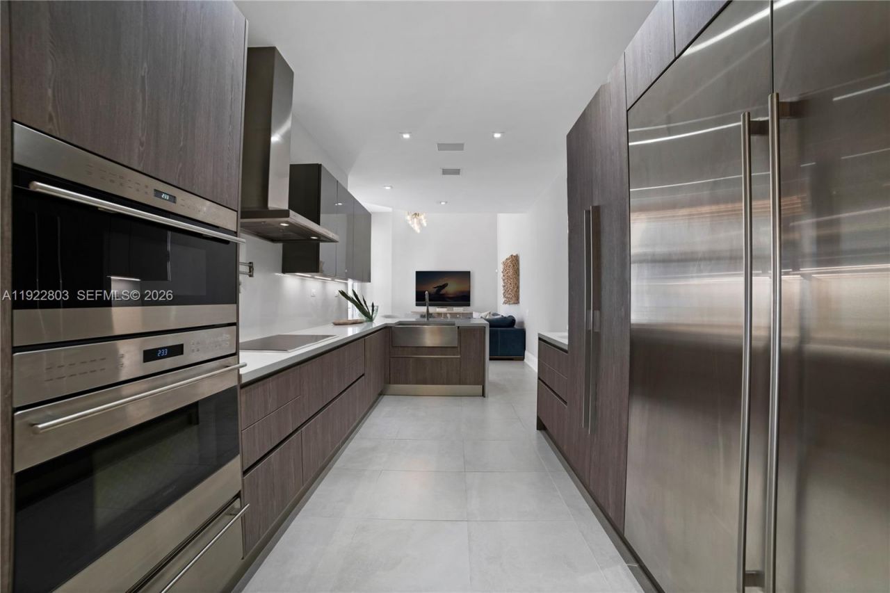 13693 Deering Bay Dr, Coral Gables, FL 33158 Photo