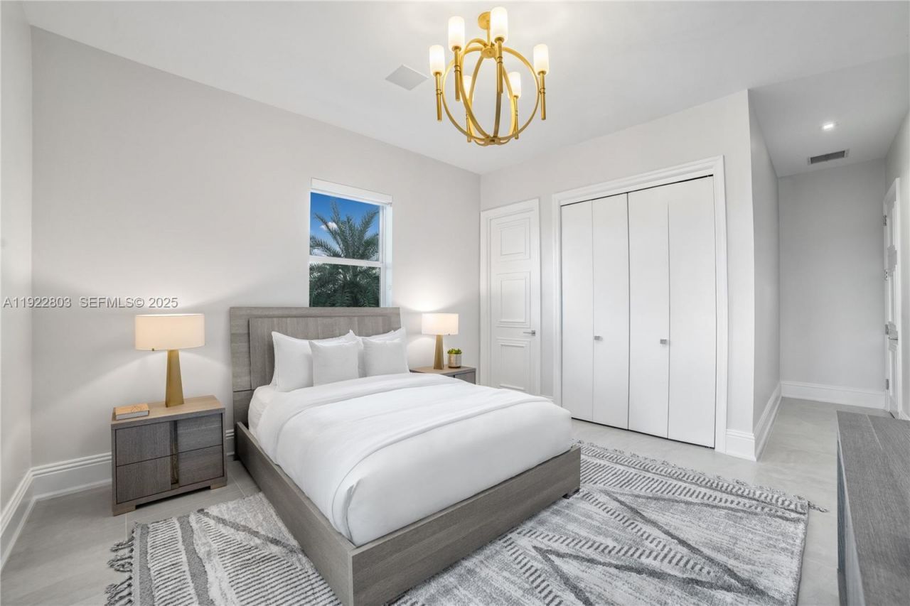 13693 Deering Bay Dr, Coral Gables, FL 33158 Photo