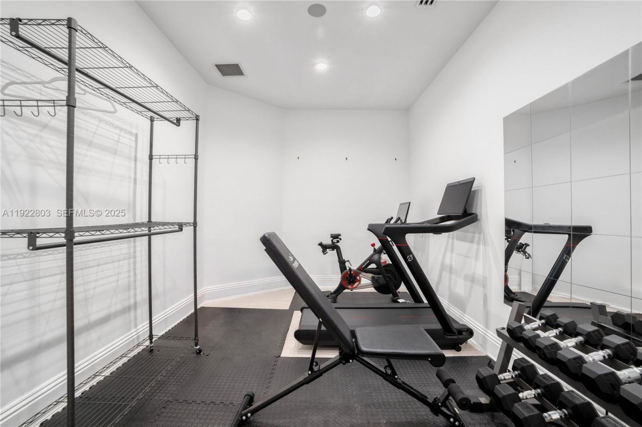 13693 Deering Bay Dr, Coral Gables, FL 33158 Photo