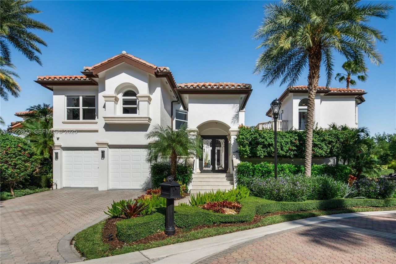 13693 Deering Bay Dr, Coral Gables, FL 33158 Photo