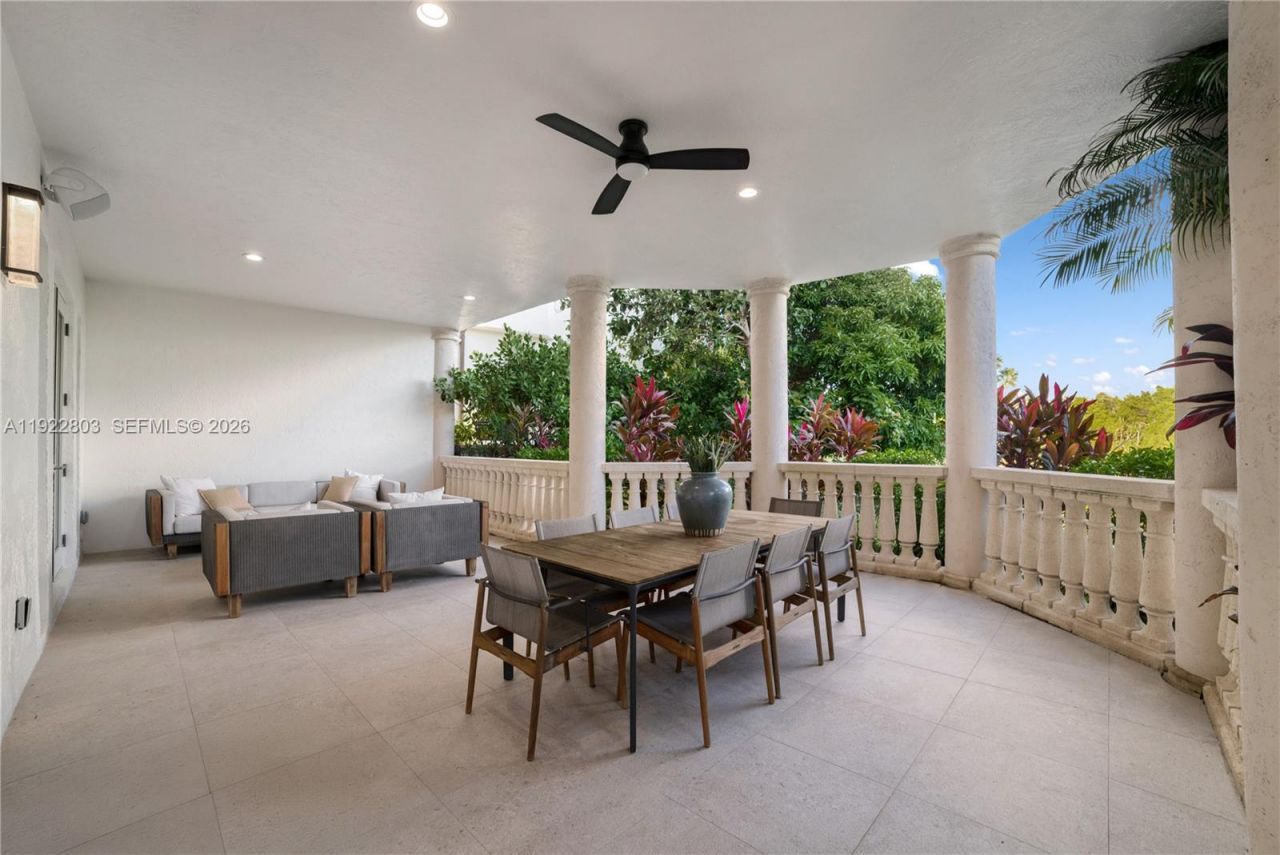 13693 Deering Bay Dr, Coral Gables, FL 33158 Photo