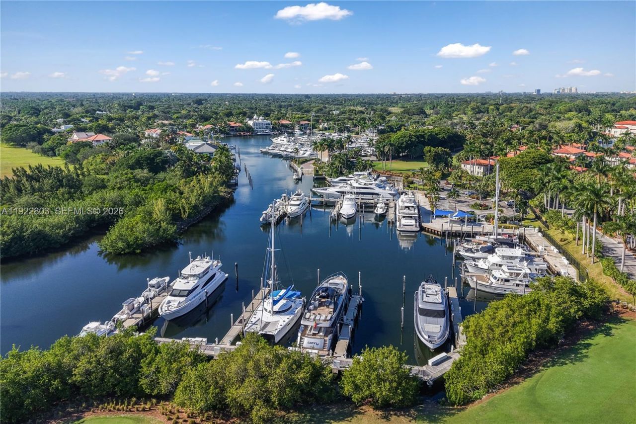 13693 Deering Bay Dr, Coral Gables, FL 33158 Photo