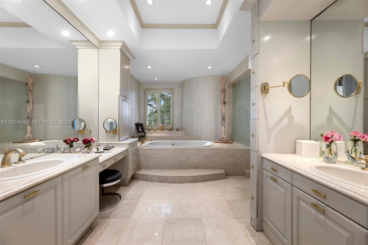 3460 S Moorings Way, Miami, FL 33133 Photo