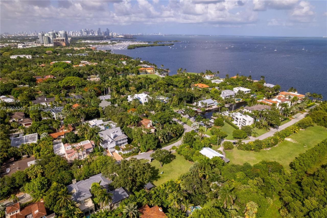 3460 S Moorings Way, Miami, FL 33133 Photo