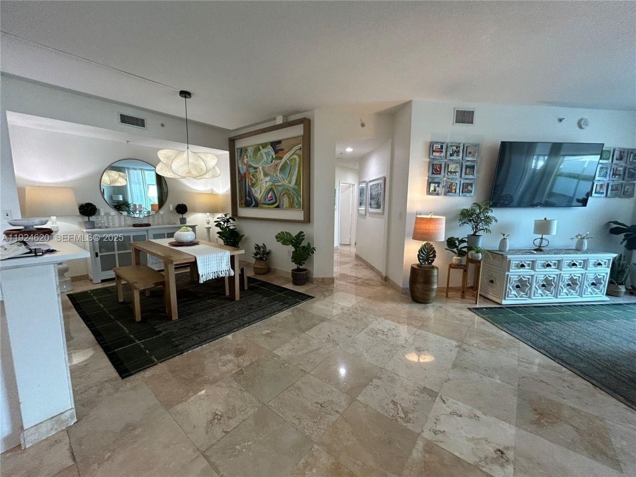 9055 SW 73 Ct, Unit 809, Miami, FL 33156 Photo