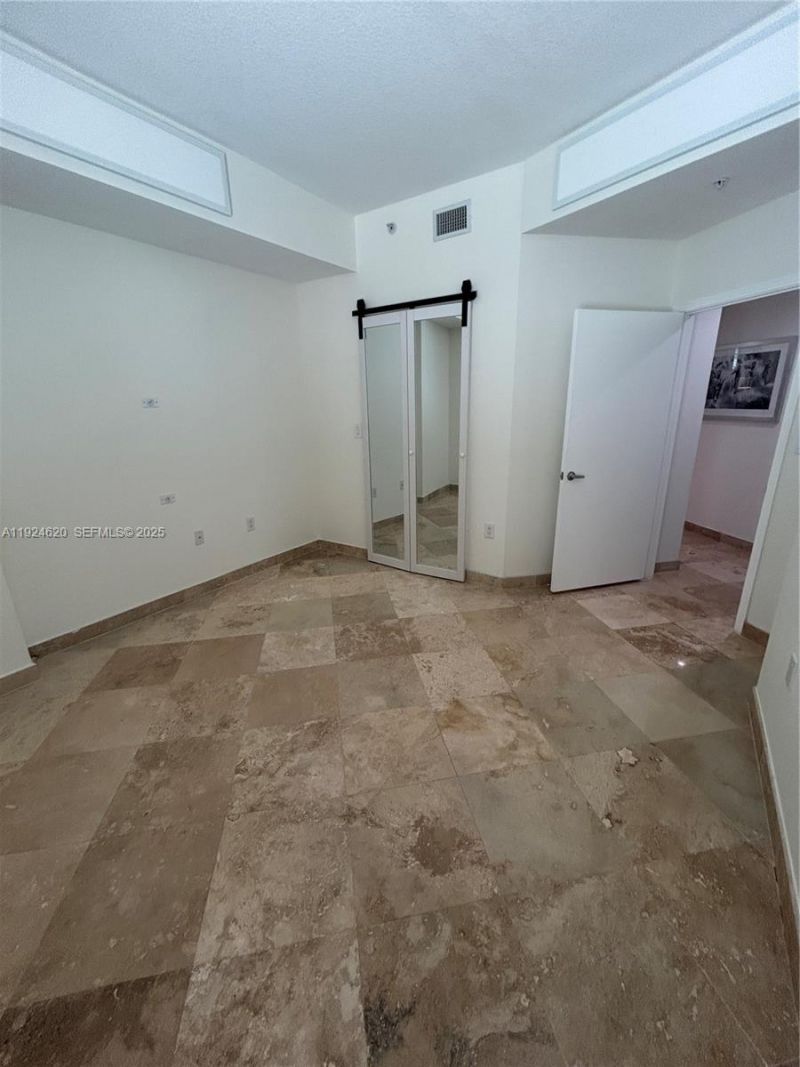 9055 SW 73 Ct, Unit 809, Miami, FL 33156 Photo