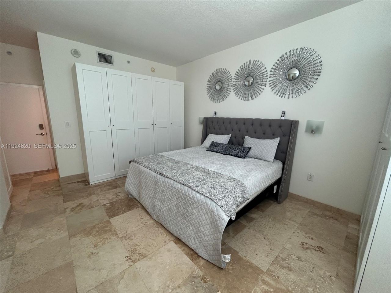 9055 SW 73 Ct, Unit 809, Miami, FL 33156 Photo