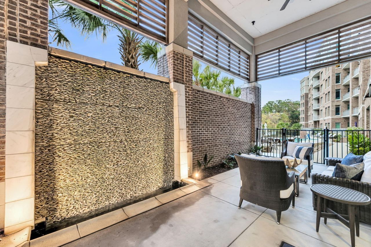 155 Wingo Way Photo 37