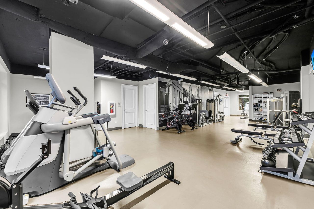 155 Wingo Way Photo 40