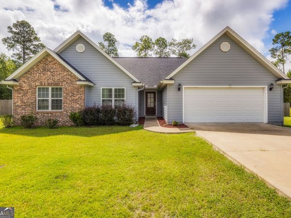 111 Jenny Court, Folkston, GA 31537