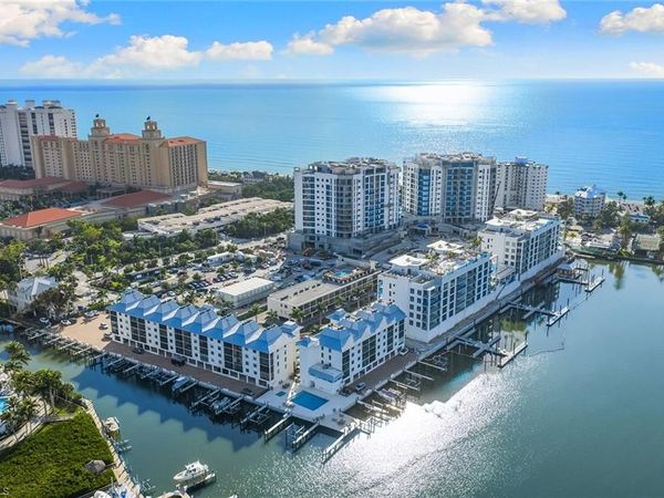 260 Southbay DR, Unit 107, NAPLES, FL 34108