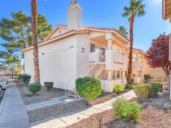 909 Red Boulder Drive, Unit 202, Las Vegas, NV 89128