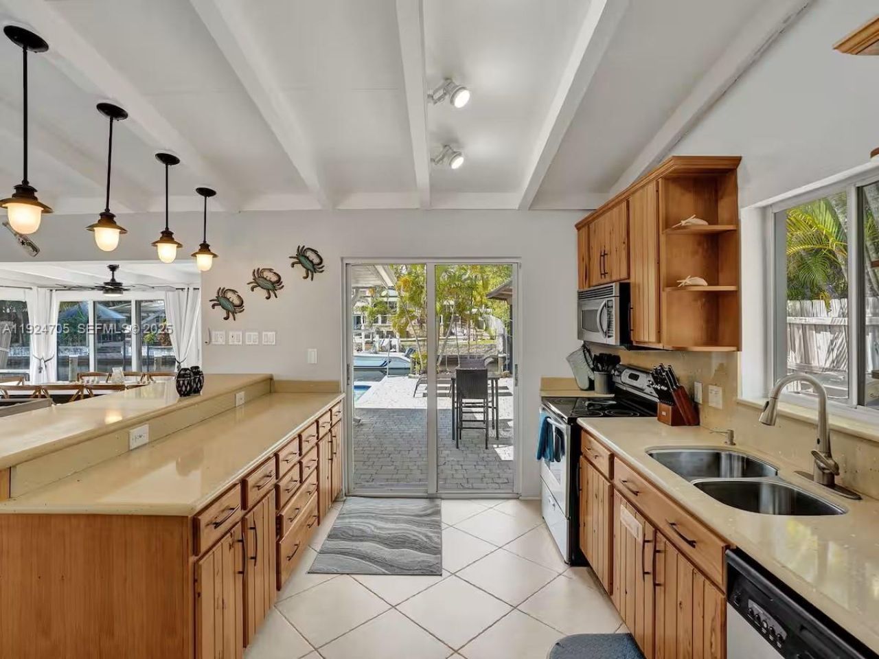 2525 Gulfstream Ln, Unit 2525, Fort Lauderdale, FL 33312 Photo