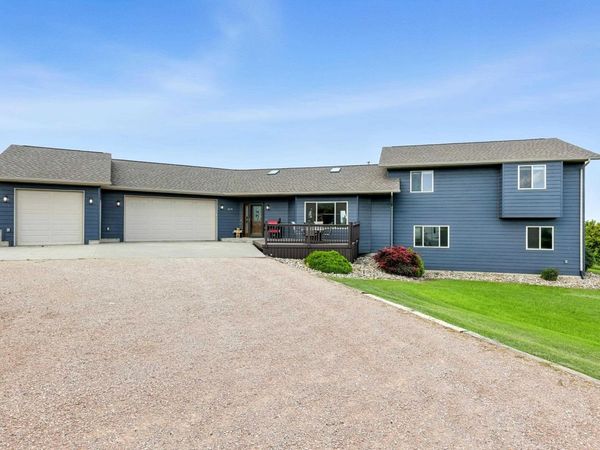 2670 WILDHORSE DR, Rapid City, SD 57703