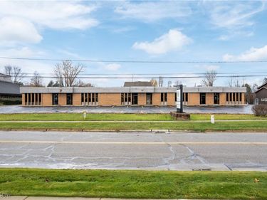 82 N Miller Road, Fairlawn, OH 44333