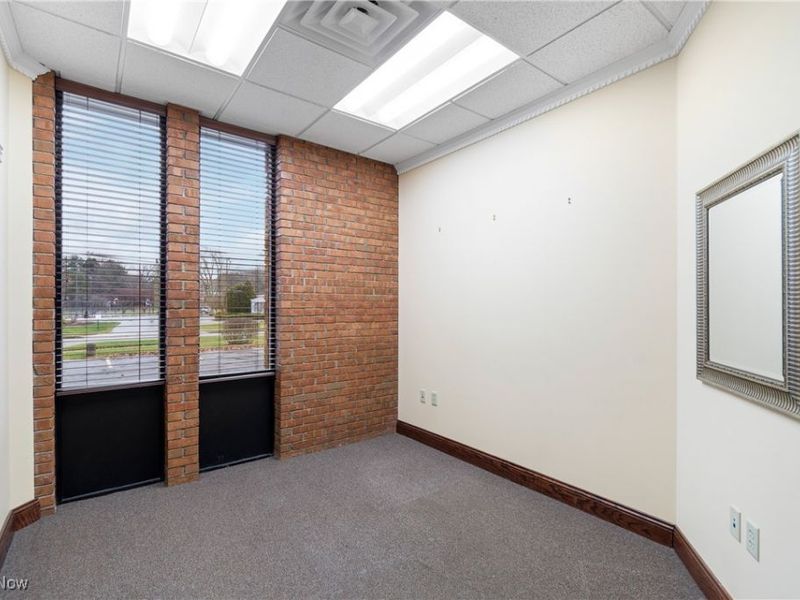 82 N Miller Road, Fairlawn, OH 44333 Photo 10