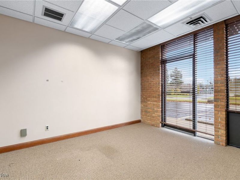 82 N Miller Road, Fairlawn, OH 44333 Photo 16