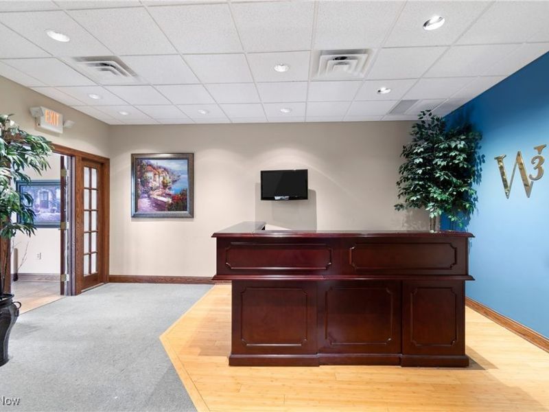 82 N Miller Road, Fairlawn, OH 44333 Photo 7