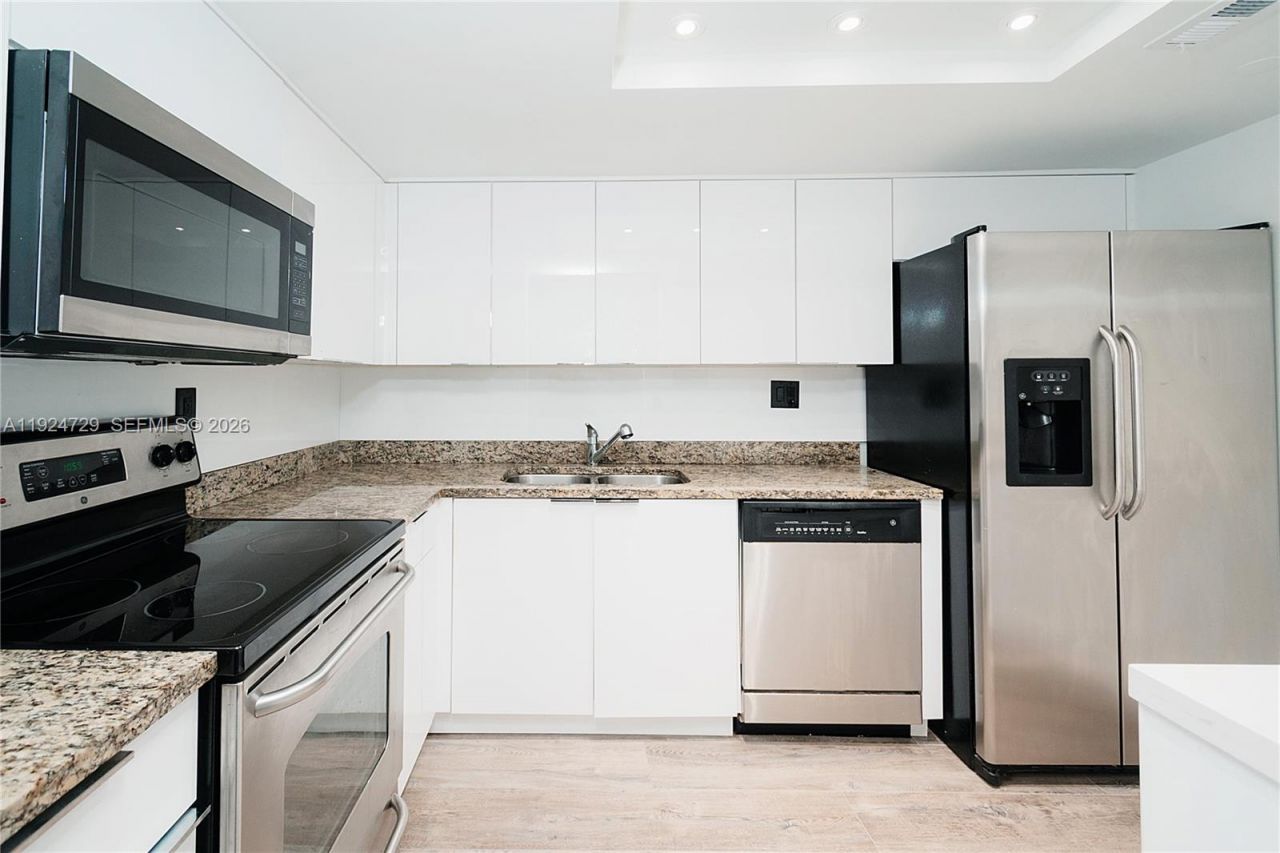 3300 NE 192nd St, Unit 515, Aventura, FL 33180 Photo