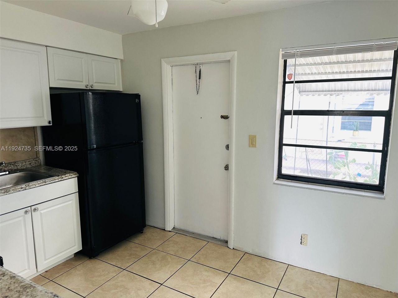 521 SW 9th St, Unit 1, Hallandale Beach, FL 33009 Photo