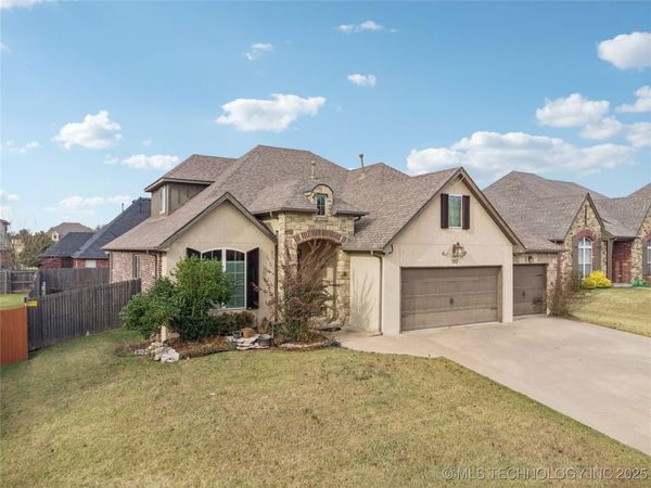 1312 S Desert Palm Lane, Broken Arrow, OK 74012
