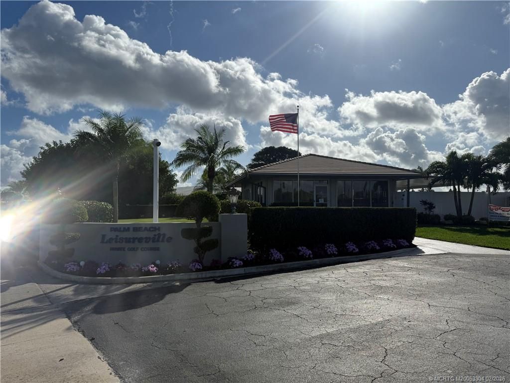 300 SW Golfview Terrace, Unit 152, Boynton Beach, FL 33426 Photo