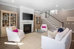 197 Threaded Fern Street photo 4