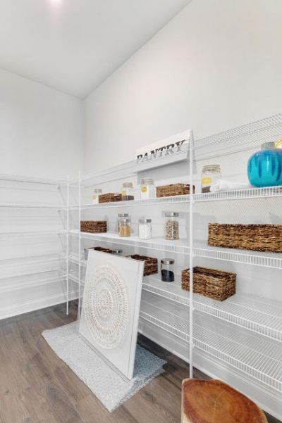 197 Threaded Fern Street Photo 6