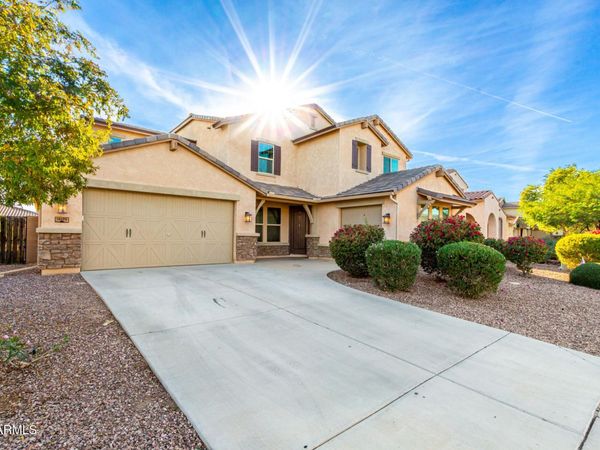 18199 W MACKENZIE Drive, Goodyear, AZ 85395