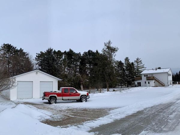 17802 CTH R, Denmark, WI 54208