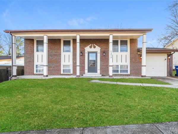 1273 Green Falls Drive, St Louis, MO 63026