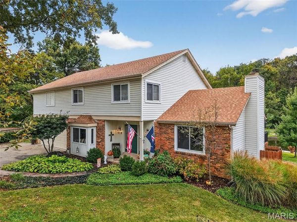 617 Lakeview Road, Lake St Louis, MO 63367