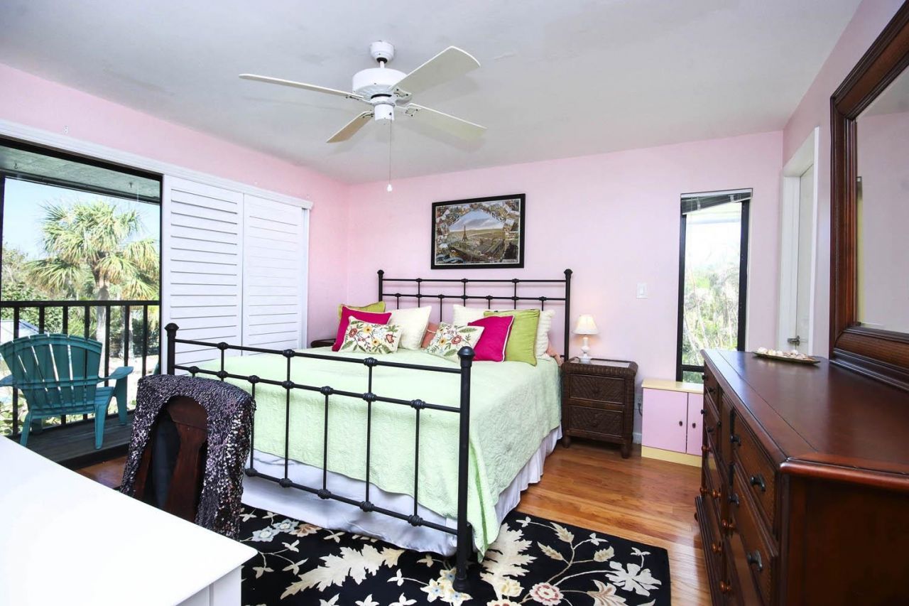 662 Donax St, Sanibel, FL 33957 Photo