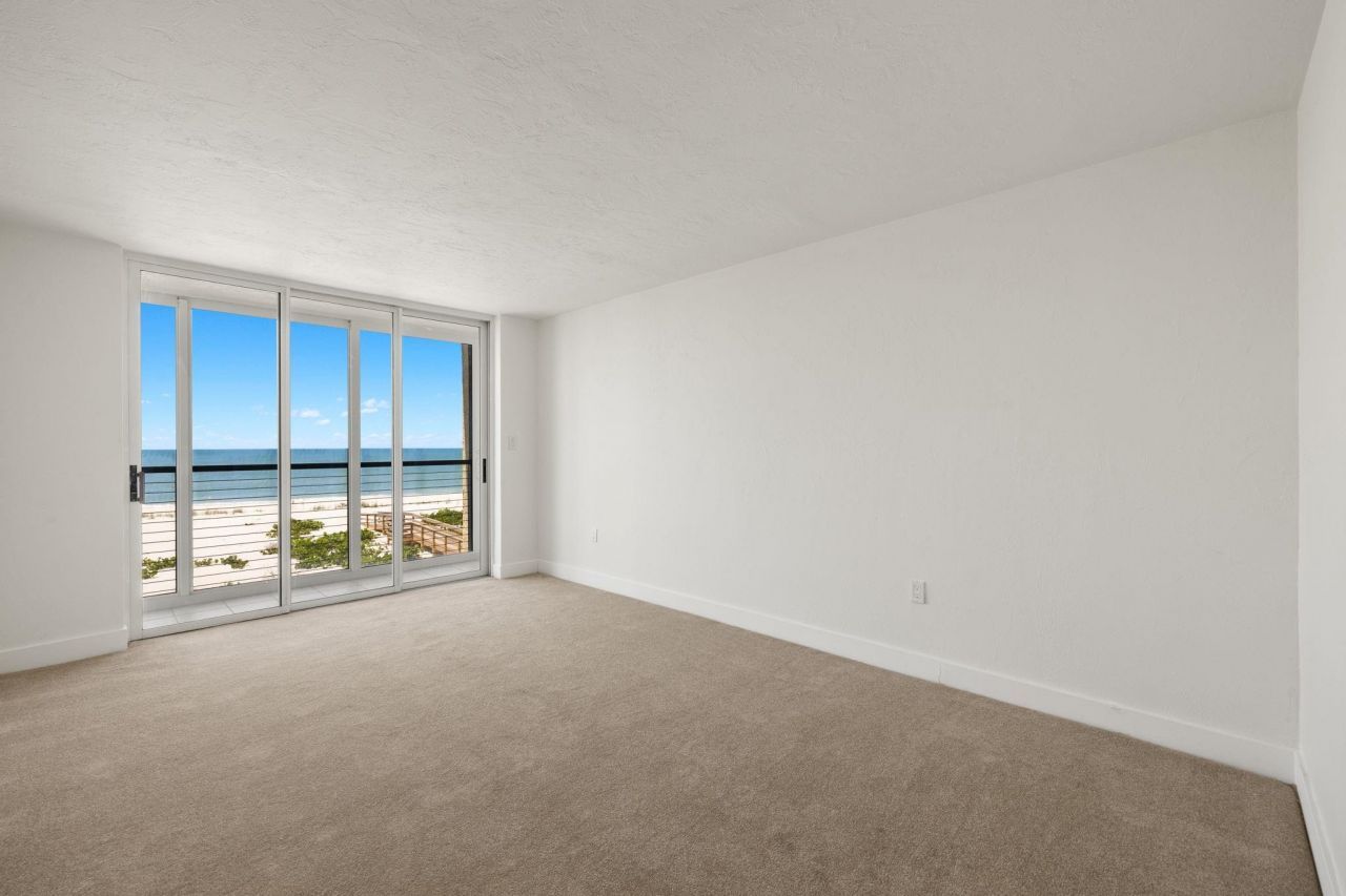 2915 W Gulf Dr, Unit A-201, Sanibel, FL 33957 Photo