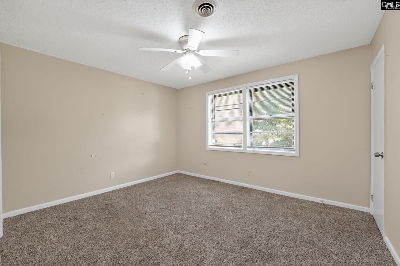 309 Galbra Street Photo 28