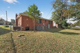 309 Galbra Street photo 4