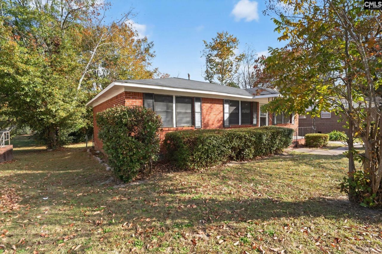 309 Galbra Street Photo 5