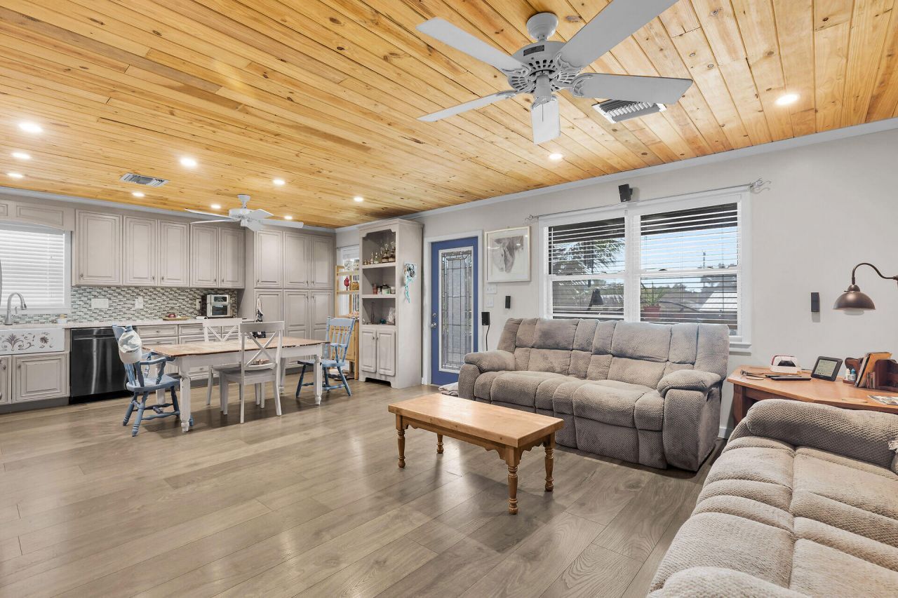 29678 Enterprise Avenue, Big Pine Key, FL 33043 Photo